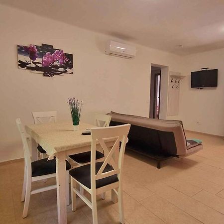 Apartment In Balatonlelle 40765 Exterior photo